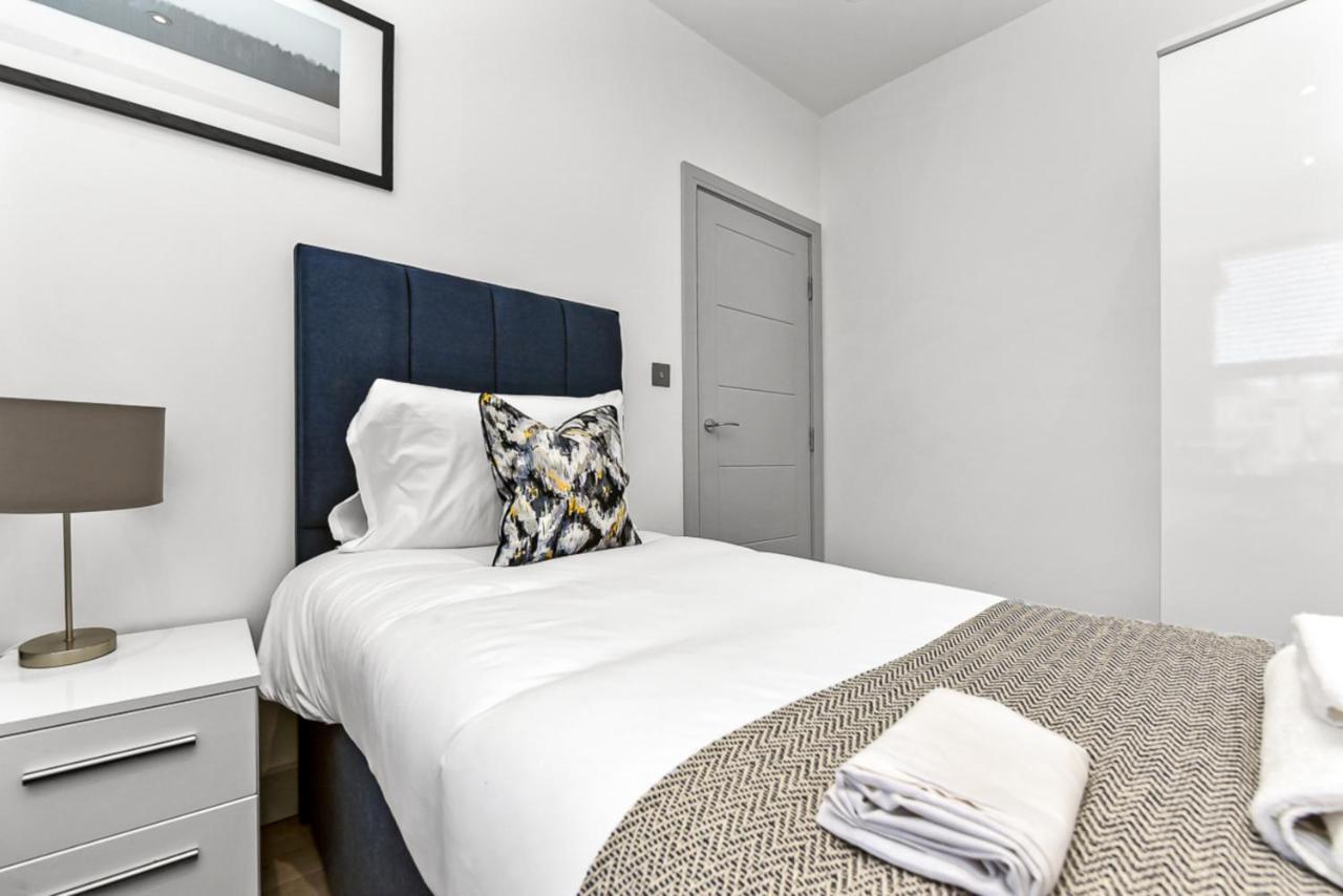 Amazing 2 Bedroom Apartment In Greater Londres Exterior foto