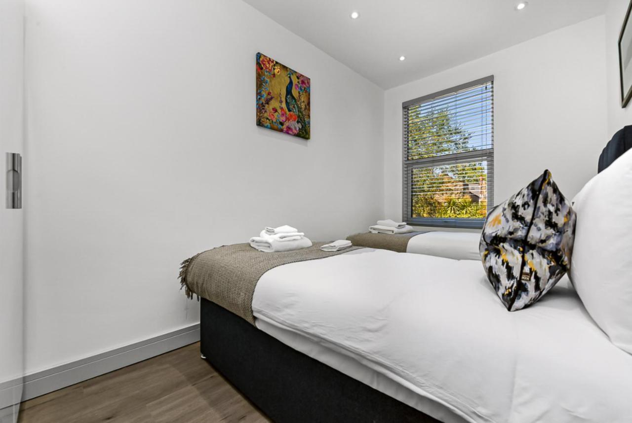 Amazing 2 Bedroom Apartment In Greater Londres Exterior foto