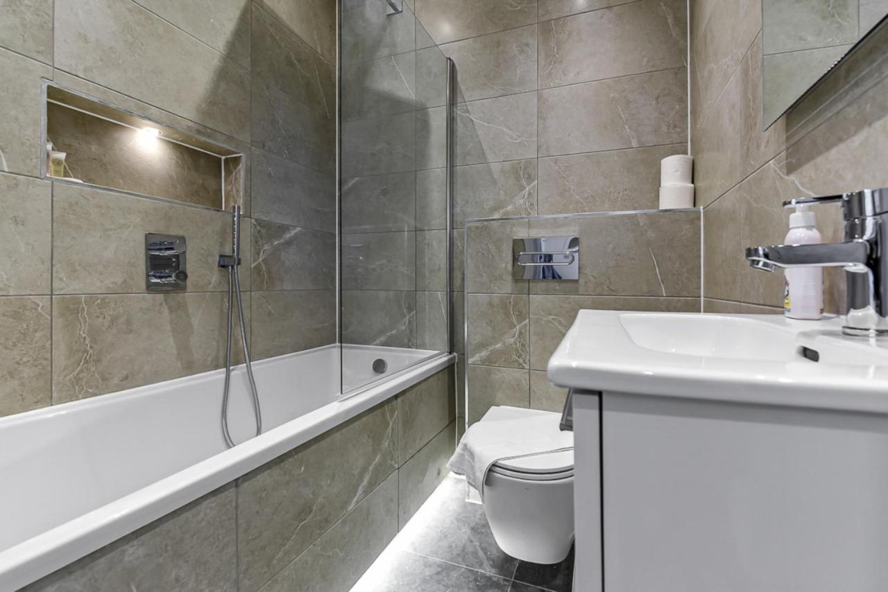 Amazing 2 Bedroom Apartment In Greater Londres Exterior foto